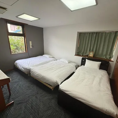 Nobu House 都会の喧騒から離れた隠れ家豪邸ステイ 広島市 エクステリア 写真