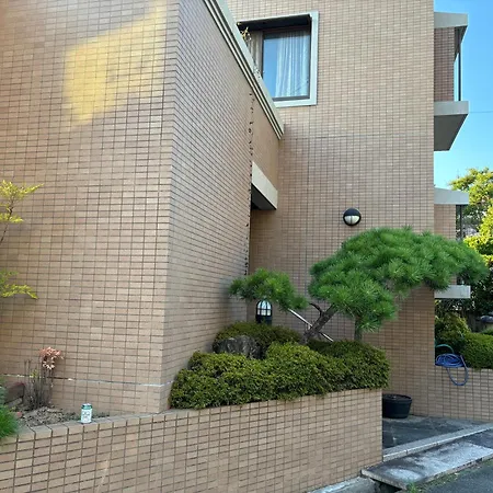 Nobu House 都会の喧騒から離れた隠れ家豪邸ステイ 広島市 エクステリア 写真