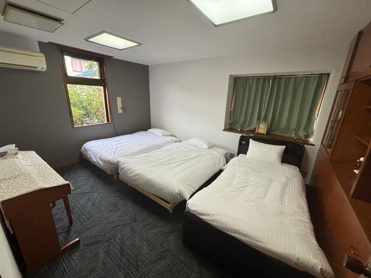 Nobu House 都会の喧騒から離れた隠れ家豪邸ステイ *